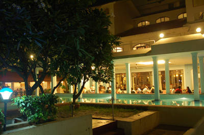 velan Hotel Greenfields